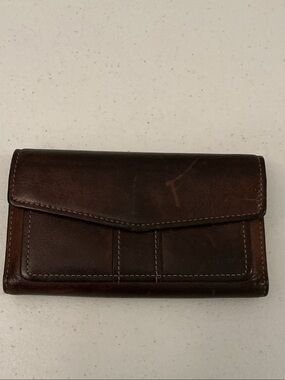 Fossil Brown Leather Clutch Wallet
